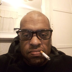 Meet your Posher, Dee